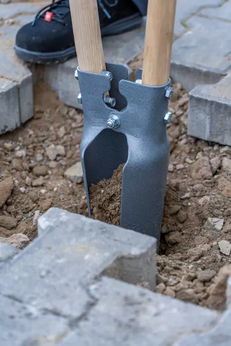 Gartenhaus Fundamente erstellen mit einem Erdlochausheber